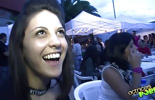 XXX یک انسان به ارمغان آورد در یک زرق و برق سریال های سکسی جدید دار تابستان و