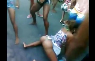 XXX بالغ, دانلود سریال هنتای سینه کلان, سگ به زبان لعنتی او